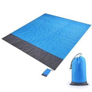 Mat4Beach, covor impermeabil pentru plajă sau camping